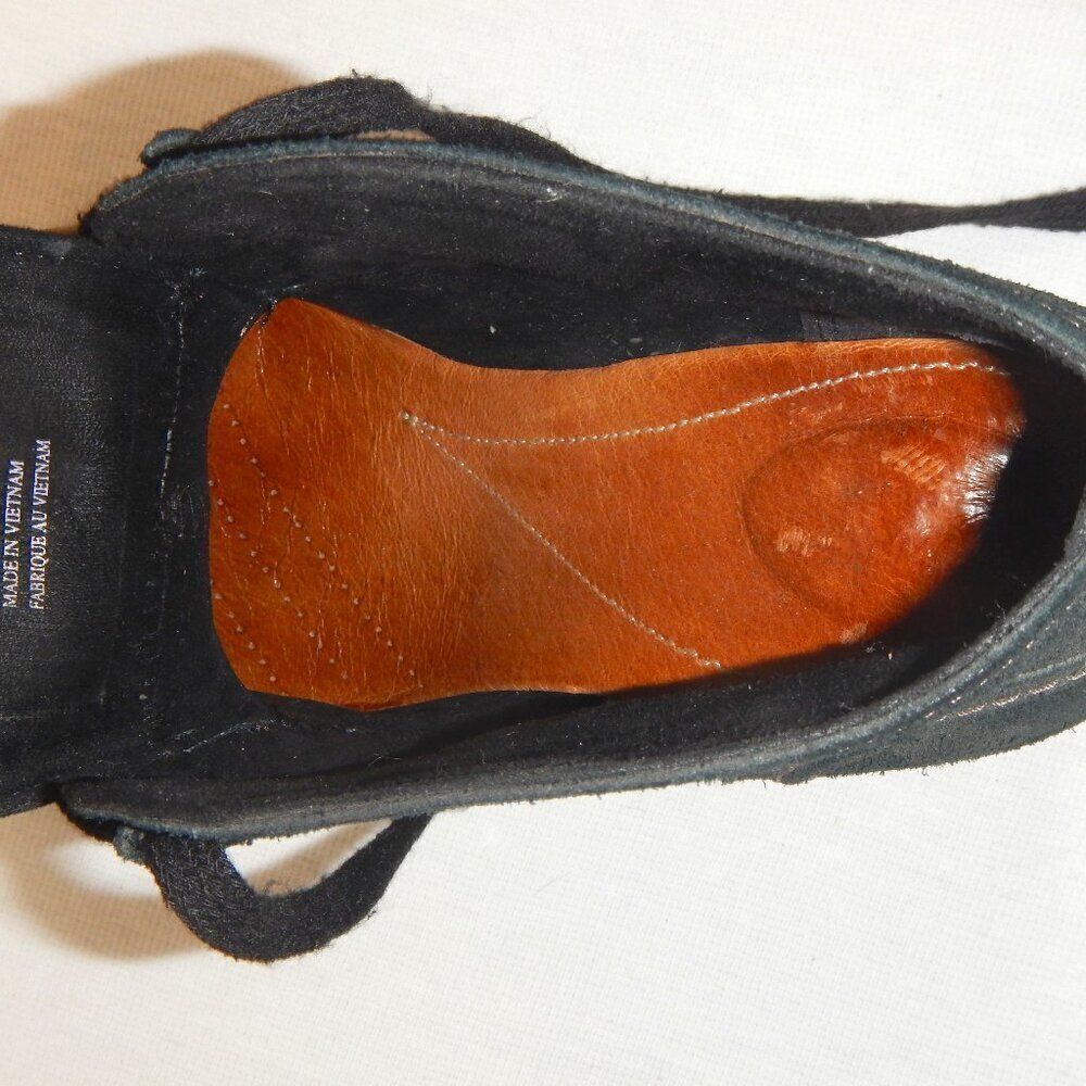Clarks Artisan Carleta Lyon Black Suede Leather Lace Bootie with 3" Heel Size 7 - Picture 7 of 12